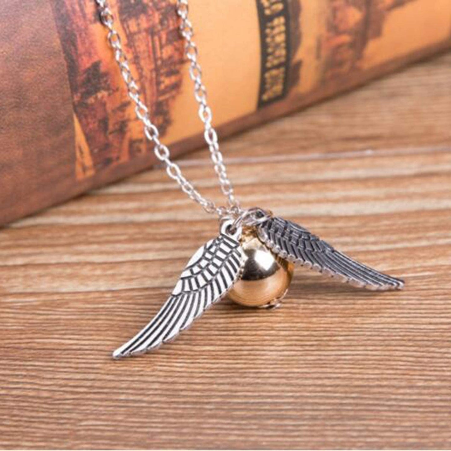 GOLDEN SNITCH NECKLACE - Magicartz